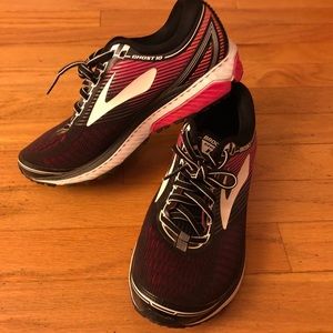 Like-new Brooks Women’s Running Shoes